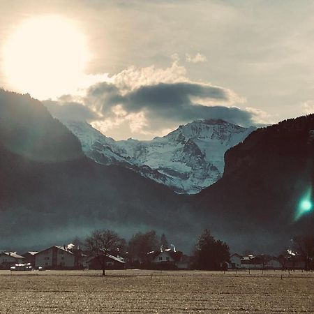 Gemuetliches Zuhause Mit Ausblick Lejlighed Wilderswil Eksteriør billede