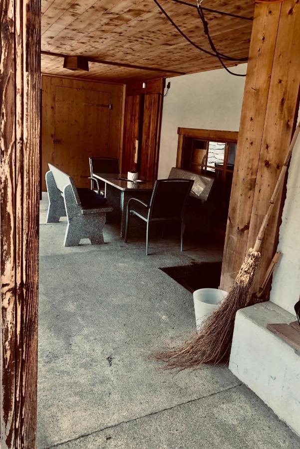 Gemuetliches Zuhause Mit Ausblick Lejlighed Wilderswil Eksteriør billede